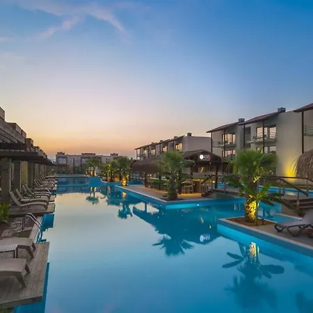 Hotel Concorde Luxury & Beach Club & Maldive Cabanas & Casino Vokolidha