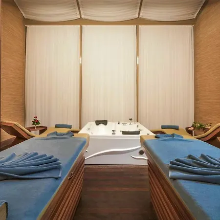 Hotel Concorde Luxury & Beach Club & Maldive Cabanas & Casino Vokolidha