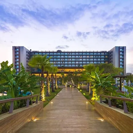 Concorde Luxury & Beach Club & Maldive Cabanas & Casino Hotel