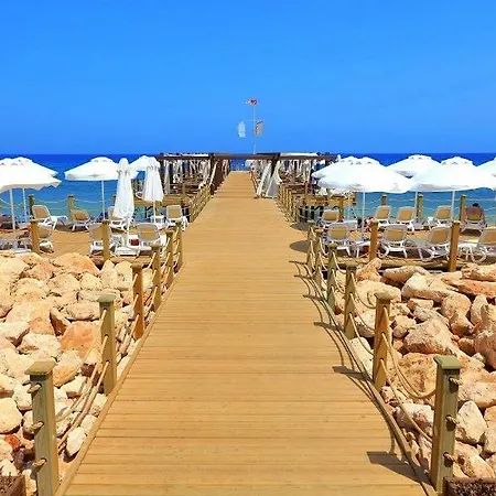 Concorde Luxury & Beach Club & Maldive Cabanas & Casino Ξενοδοχείο